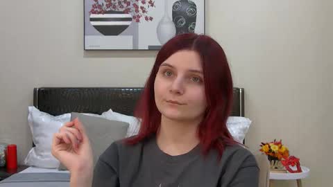 Kelly Stoneys online show from November 9, 6:09 am