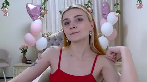 Kelly Stoneys online show from March 4, 8:38 pm