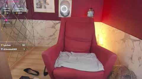 Kelly online show from September 11, 7:31 am