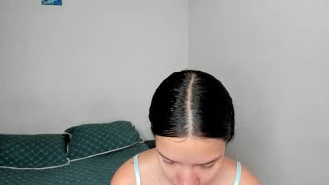 Kendal online show from December 3, 3:03 pm