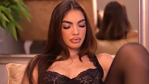 Kendal online show from November 11, 11:46 pm