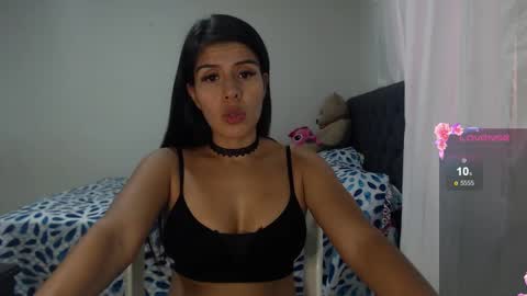 kendal online show from December 20, 7:50 pm