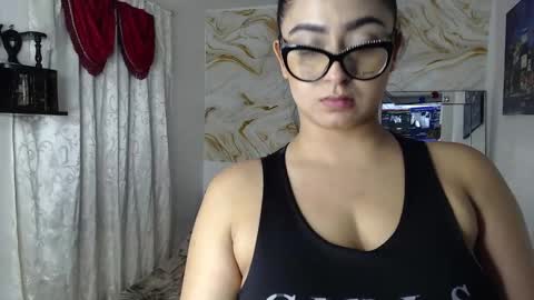 Snapshot of kendall_morry chatting on October 9, 4:27 am kendall  online show from October 9, 4:27 am