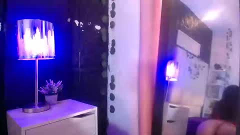 kendall_saenz online show from September 9, 7:35 pm