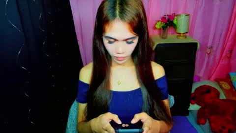 HAPPY BIRTHDAY TO ME online show from February 21, 1:23 pm