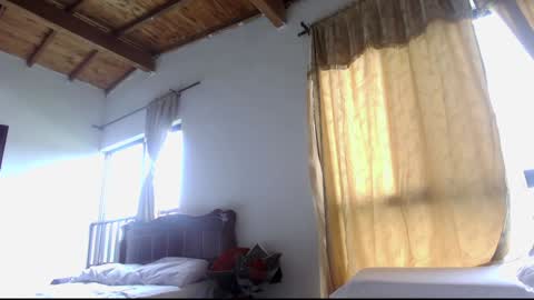 kendall online show from February 8, 5:50 pm