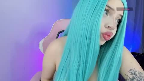 Kendall online show from April 7, 6:54 pm