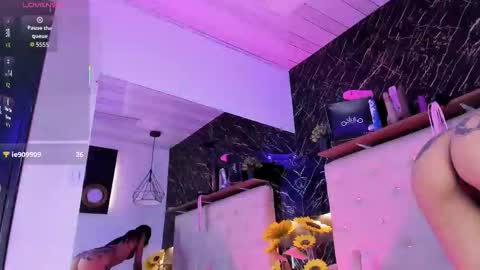 Kendall online show from March 12, 2:42 pm