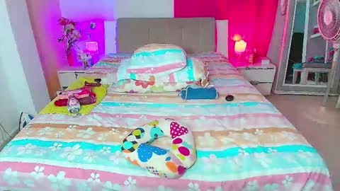 kendra_love31 online show from February 23, 3:40 am