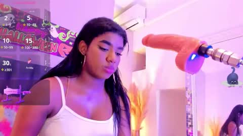 kendrachavez_ online show from October 25, 12:51 am