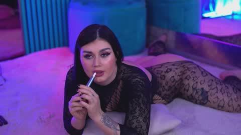 Kendra online show from January 16, 5:20 pm