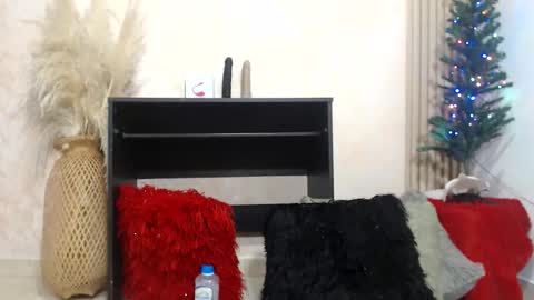 kennethcodyy online show from December 19, 10:35 pm