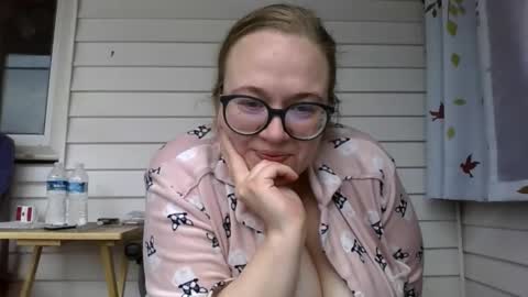 kenzibb online show from November 25, 3:36 pm