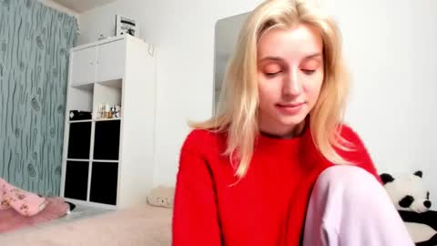 Kenzie online show from December 15, 5:13 am