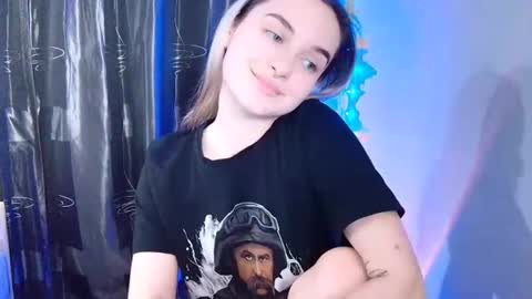 keticam online show from December 15, 8:47 pm