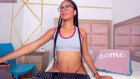 keyla online show from January 5, 1:15 pm