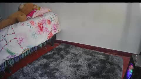 Keyla online show from December 15, 4:45 pm