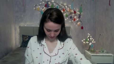 Kara online show from April 12, 5:38 pm