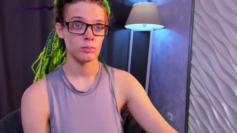 Kiki online show from September 20, 10:02 am