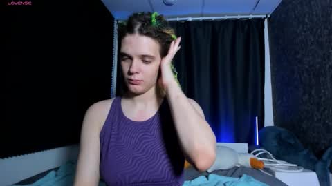 Kiki online show from November 26, 10:05 am