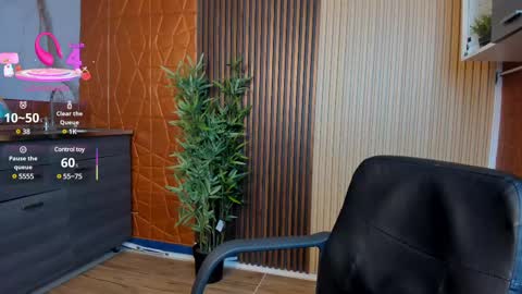 Kim online show from March 5, 12:22 pm