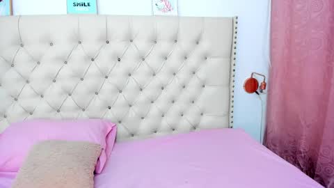 kim_eli online show from February 6, 10:32 pm