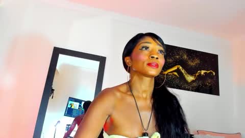 Kimberly Banks online show from February 12, 10:28 am