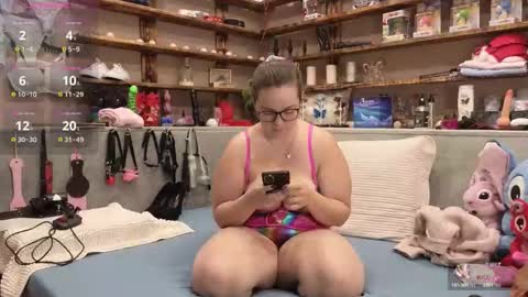 kimberlycaprice online show from October 11, 5:45 am