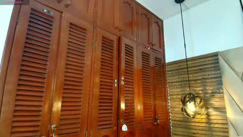 kimberlyfox_t online show from April 16, 12:27 pm