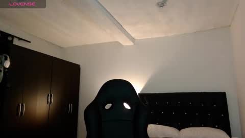 CAMI online show from September 29, 11:32 pm