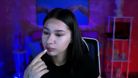 Snapshot of kimclarks chatting on October 9, 6:28 am Kim online show from October 9, 6:28 am