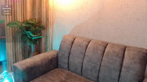 Snapshot of kimgarcez chatting on October 30, 10:33 pm Kim online show from October 30, 10:33 pm