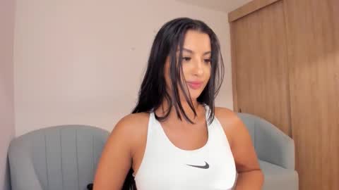 Kim  online show from February 10, 5:32 am