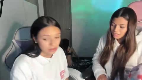 kimmi online show from October 31, 2:13 am