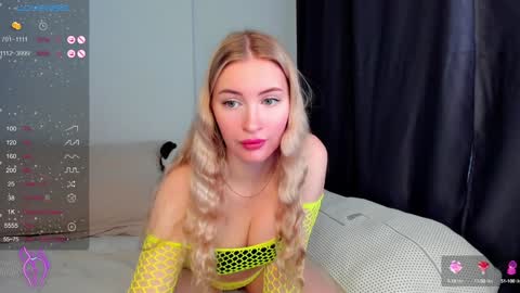 kimmy1_powell online show from January 16, 5:11 am