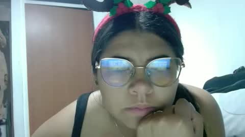 Kimmy online show from December 17, 3:44 am