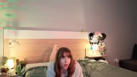kina_ka online show from May 6, 8:24 pm