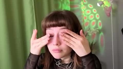 kina_ka online show from October 31, 5:31 am