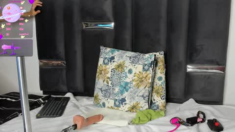 Polar  online show from January 10, 2:04 am