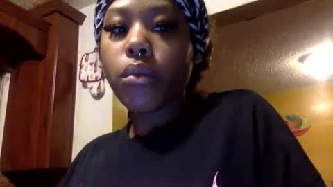 Bunniii online show from April 9, 12:24 am