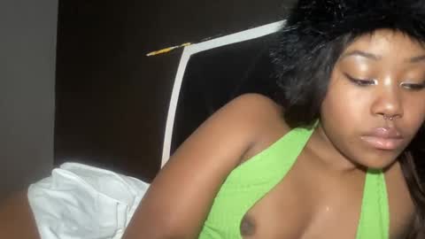 Bunniii online show from January 30, 8:11 am