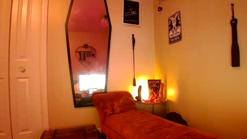 KinkyKumiho online show from March 20, 4:56 pm