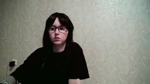 Snapshot of kinkyxgrey chatting on October 24, 2:40 am KinkyxGrey online show from October 24, 2:40 am