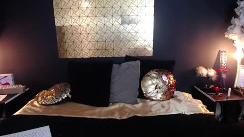 kinkyy_mom online show from April 15, 3:34 pm