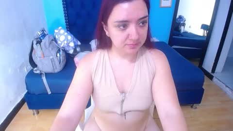 kinkyy_redhead online show from December 22, 2:09 pm