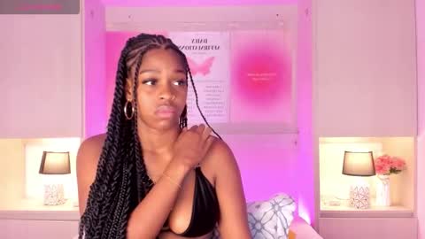 M A R A  online show from October 24, 12:23 pm