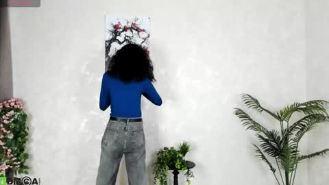 Aura online show from September 17, 4:10 am