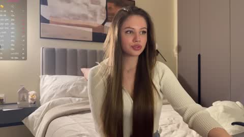 Kira online show from December 19, 12:45 pm