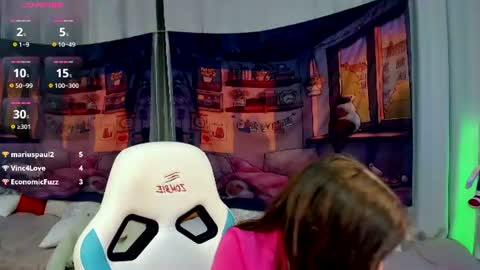 KiraParker online show from July 14, 10:32 am