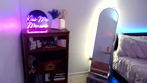 Morgan Monroe online show from July 14, 2:38 am